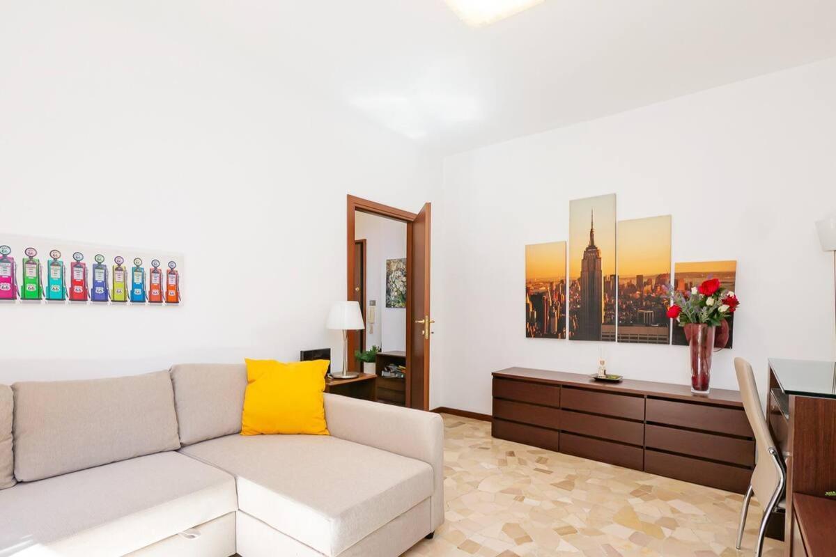 Ihost Apartment - Veneziano 8 Мілан Екстер'єр фото